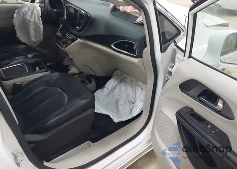 2022 Chrysler Pacifica Touring L from USA, damaged, VIN 2C4RC1BG2NR132740